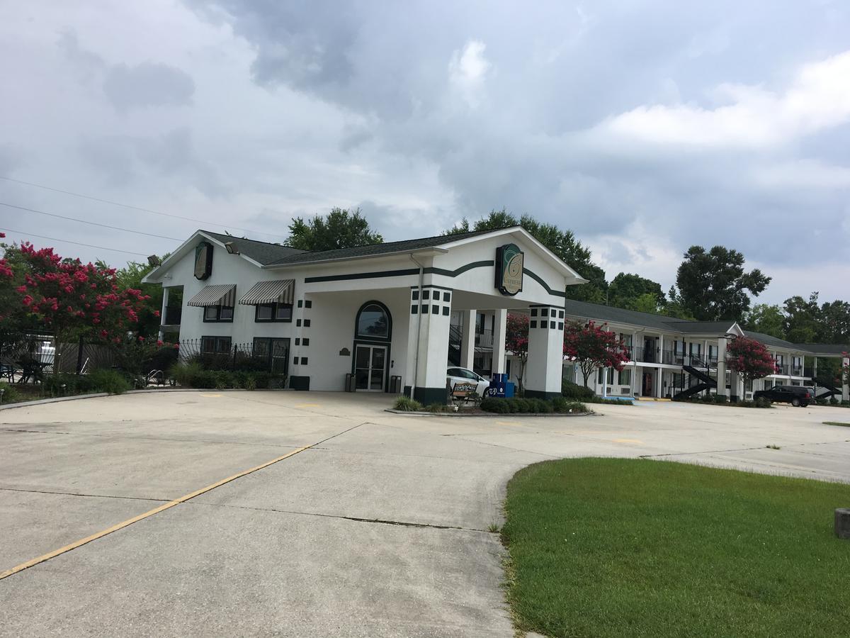 Cypress Inn Luling Екстериор снимка